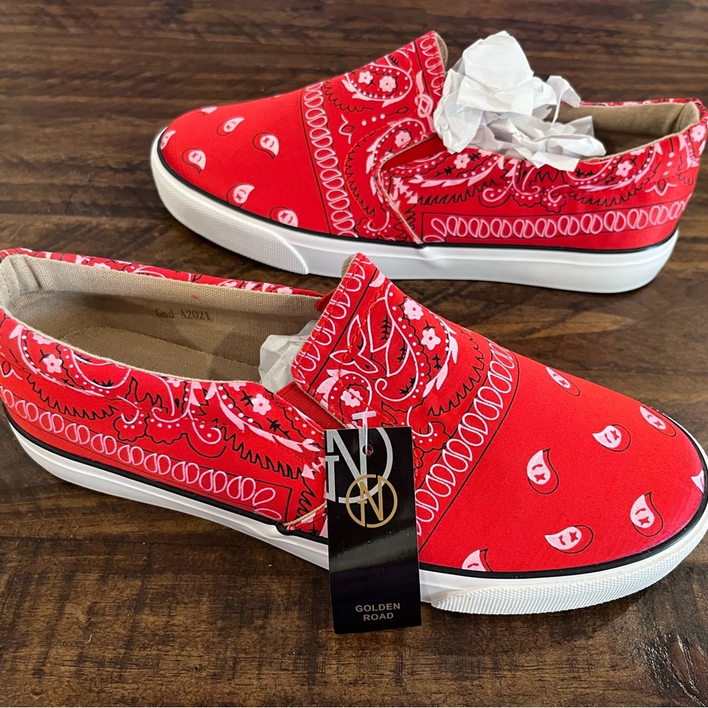 Golden Road Red Bandana Women's Slip On Sneakers